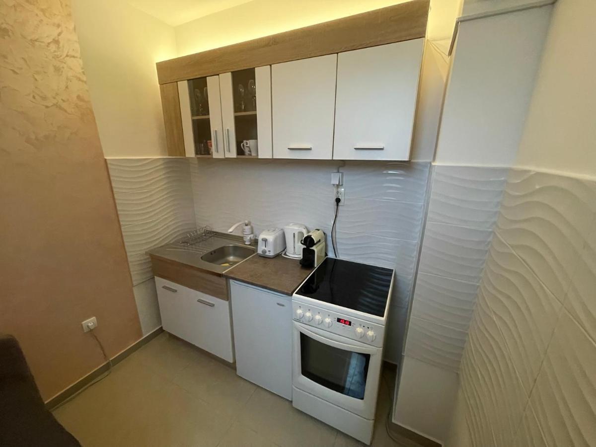 Ferienwohnung Apartman 1 Sremska Mitrovica Exterior foto